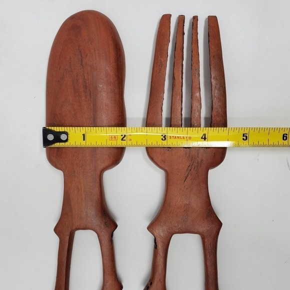 Wooden Giraffe Jungle Handle Salad Utensils Serving Set - Picture 6 of 6